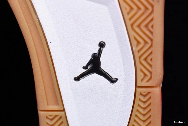 AV3914- Singles 1060 4 Air SportInspired Day Jordan 0521
